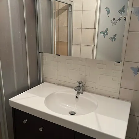 2 Zimmer Mit Bad Und Wc Teilen Apartamento Linz