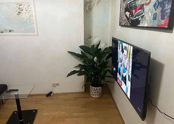 2 Zimmer Mit Bad Und Wc Teilen Lejlighed *