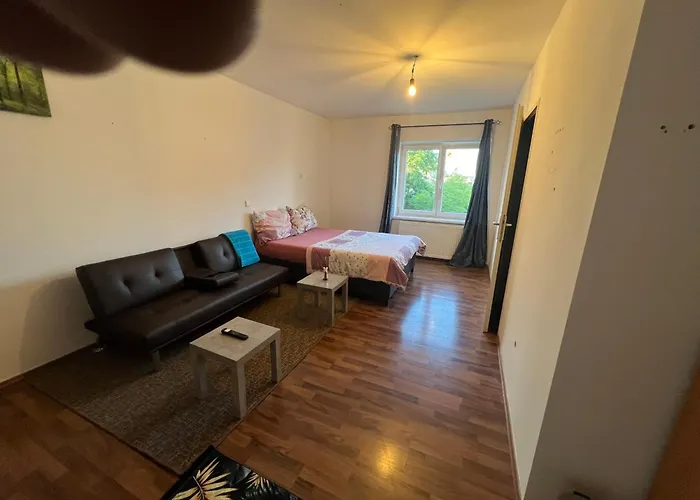 2 Zimmer Mit Bad Und Wc Teilen Lejlighed