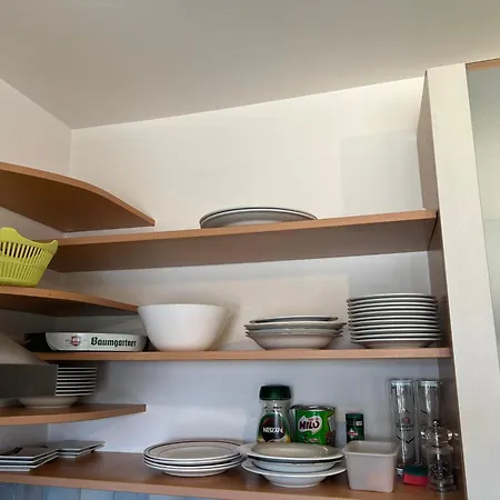 2 Zimmer Mit Bad Und Wc Teilen Apartmán *